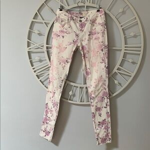 American Eagle Floral Pink and White Women's Pants